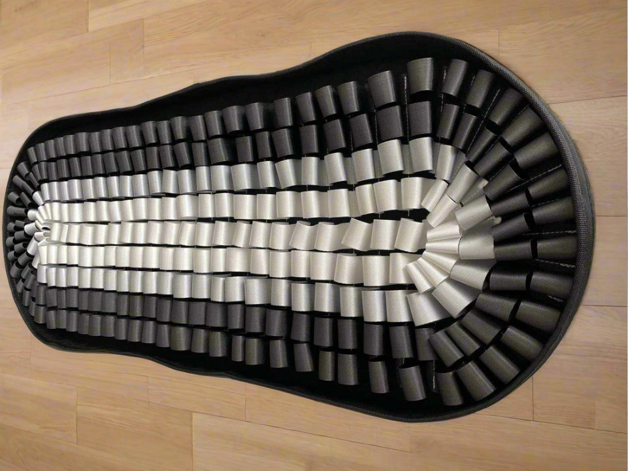 Night on the Town - Snuffle Mat - To Wear Your Pet Out